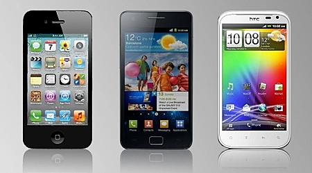 מימין: HTC, גלקסי S2, אייפון 4