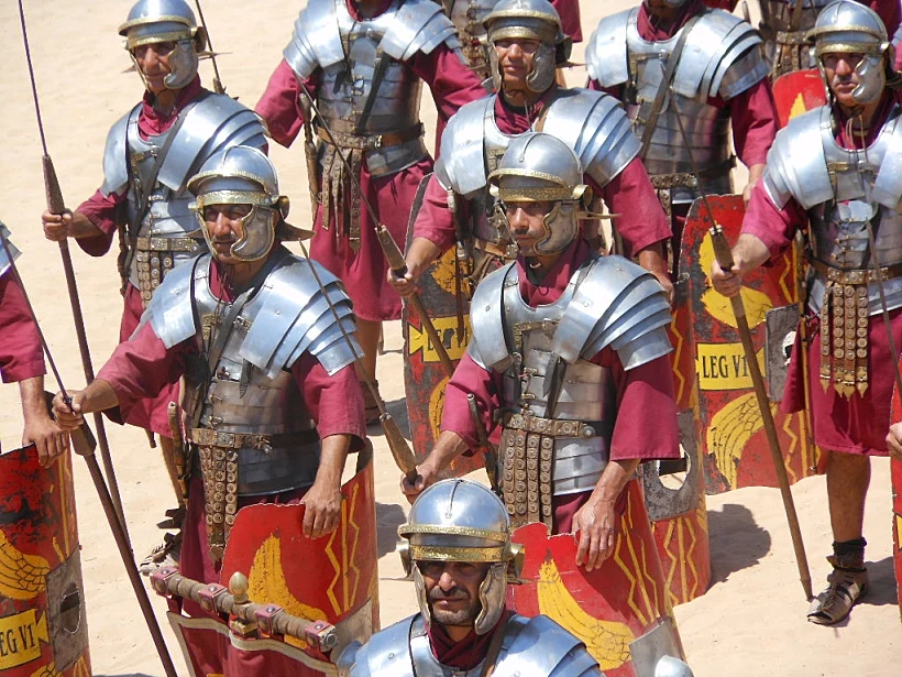 חיילים רומיים לכתבה על אלילות יין ותמיד טוב שיש תמונה של חיילים רומיים לכל מקרה שלא יבוא