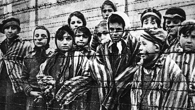 הילדים שמאחורי הגדר-שחרור אושוויץ