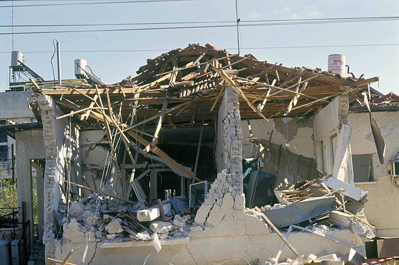 הרס שנגרם לבית שנפגע מסקאד