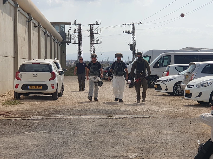כוחות הביטחון סמוך לכלא מגידו
