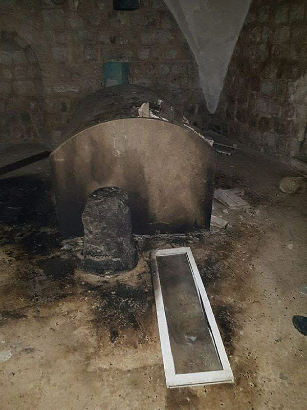 קבר יוסף בשכם לאחר שנהרס על ידי פלסטינים