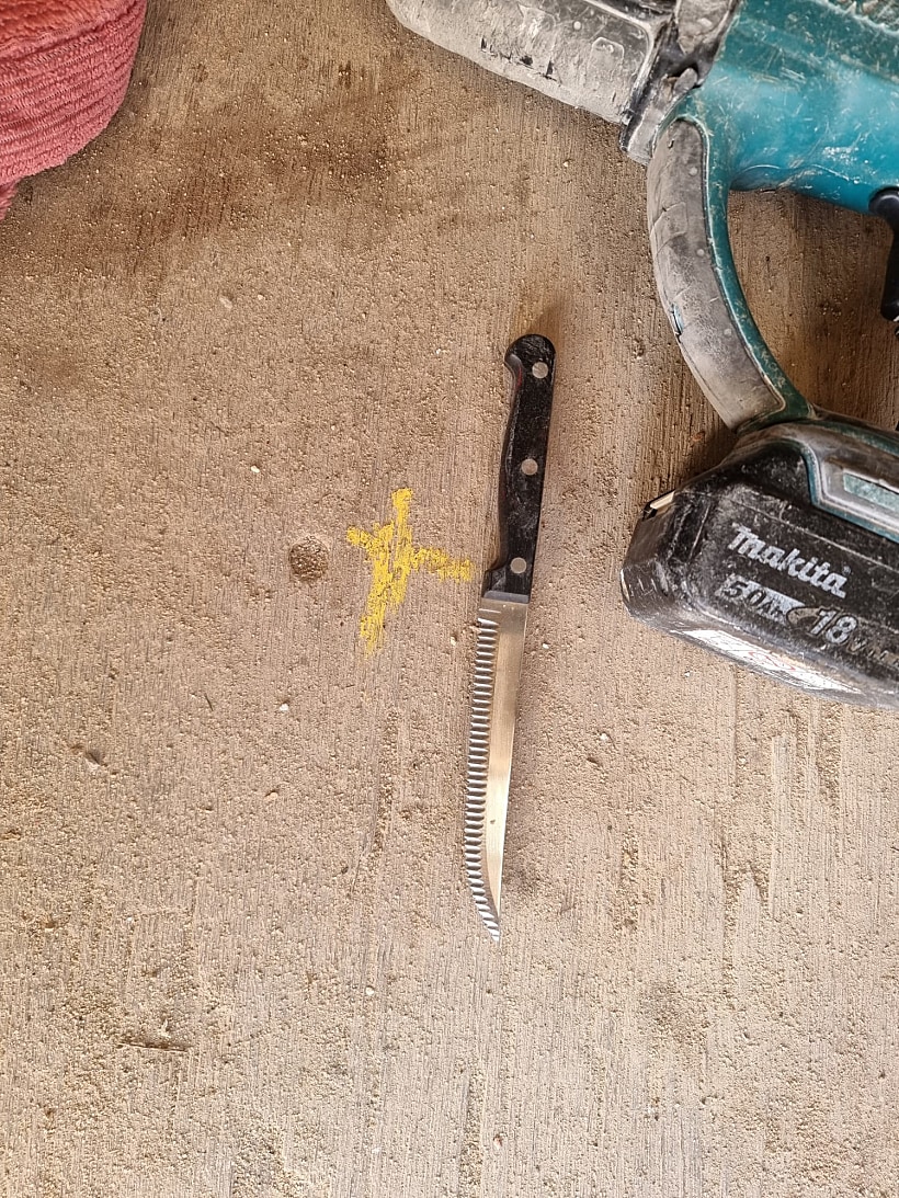 סכין ששימשה את המחבל בניסיון הפיגוע באשקלון