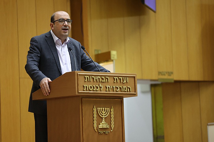 סקר אחרון: גנץ צונח, בן גביר מטפס – ובל