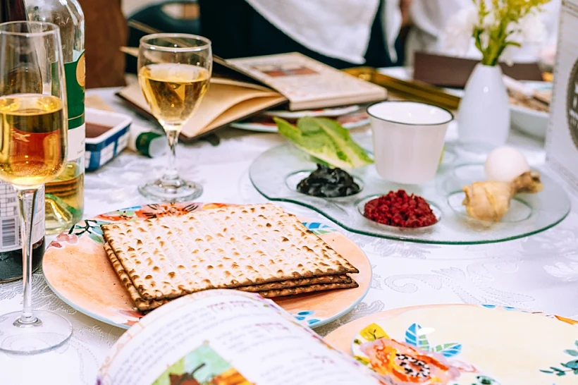 Passover,table,setting,with,a,traditional,passover,seder,plate,with