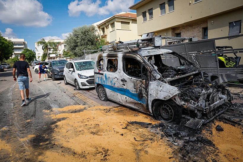 רכב שנפגע מרקטה במזכרת בתיה