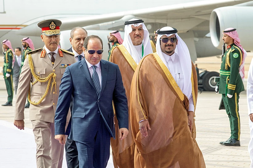 נשיא מצרים א-סיסי, לאחר נחיתתו בערב הסעודית