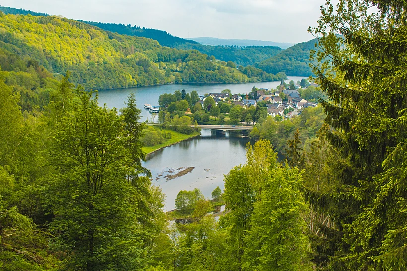 Rursee,at,eifel,national,park,,germany.,scenic,view,of,lake