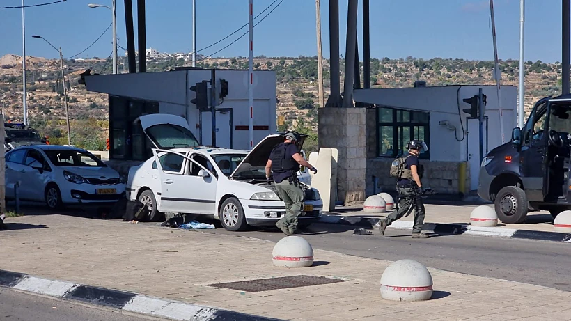 הפיגוע במחסום המנהרות, סמוך לירושלים