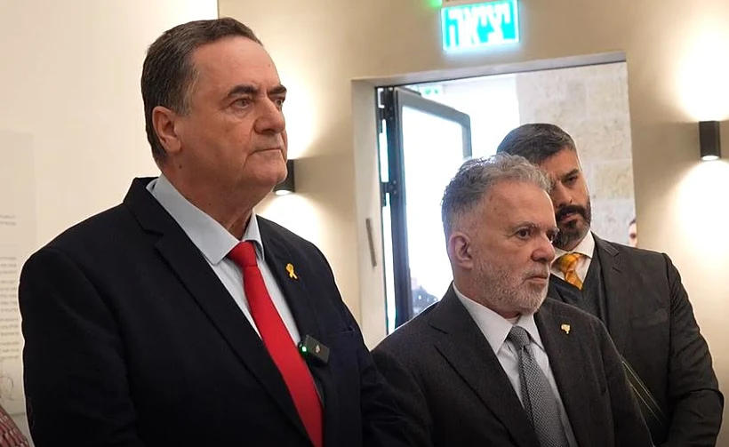שר החוץ ישראל כ"ץ ושגריר ברזיל בישראל פדריקו מאייר