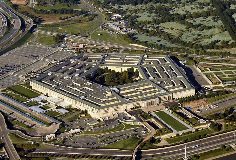 Us,pentagon,in,washington,dc,building,looking,down,aerial,view