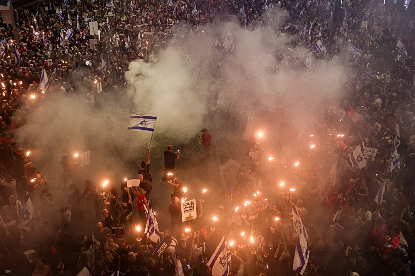 מפגינים בתל אביב למען החטופים ונגד הממשלה