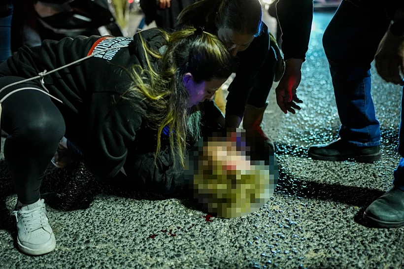 אחת המפגינות שנפצעו בהפגנה בת"א