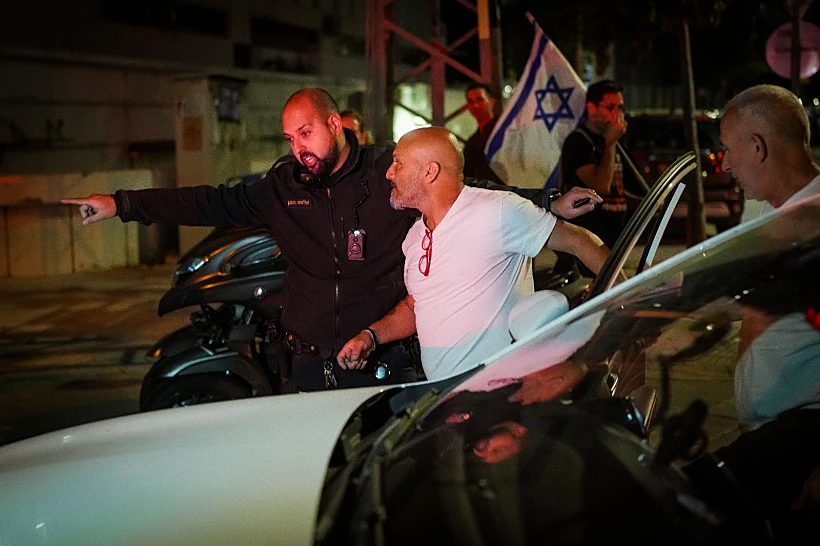 מעצרו של חיים סירוטקין, החשוד בדריסת המפגינים בתל אביב