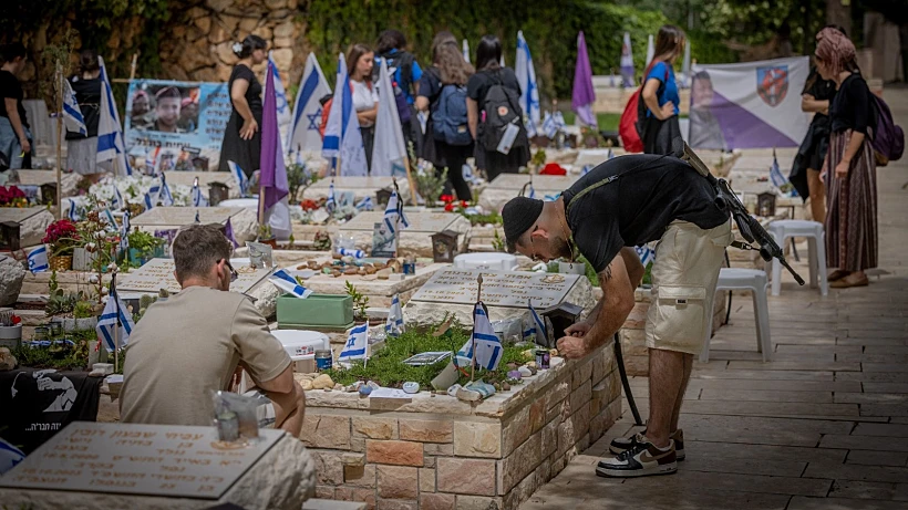 יום הזיכרון לחללי מערכות ישראל ופעולות האיבה תשפ"ד בית העלמין הצבאי בהר הרצל