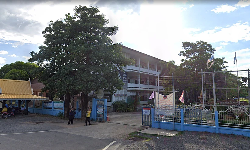 Ban Bua Chum School In Lopburi