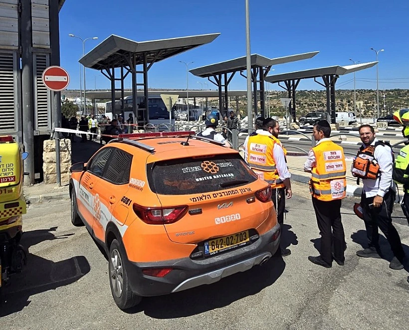 זירת פיגוע הדקירה במחסום המנהרות