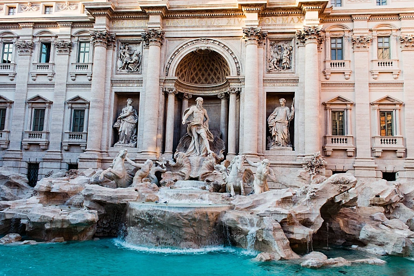 fontana di trevi ברומא