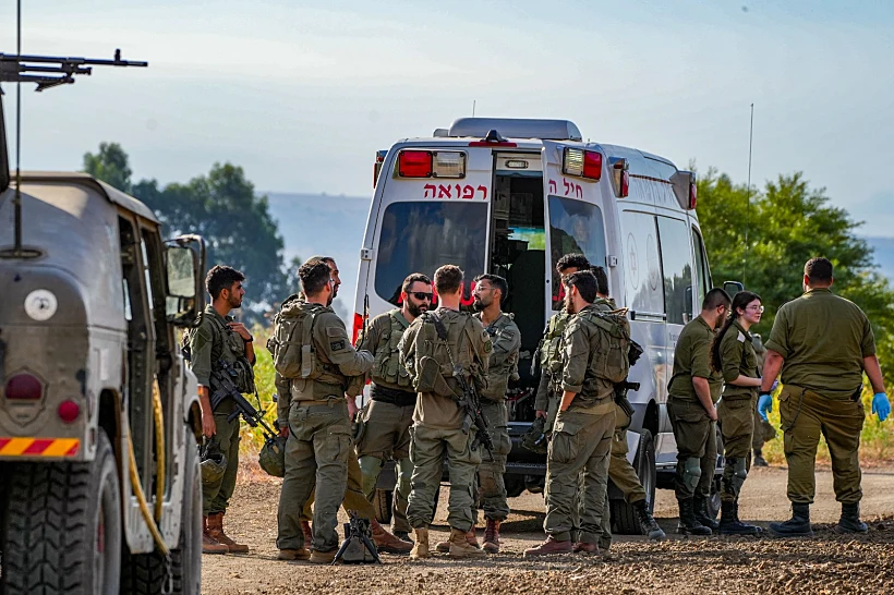 פינוי פצועים מפגיעת הנ"ט ברכס רמים