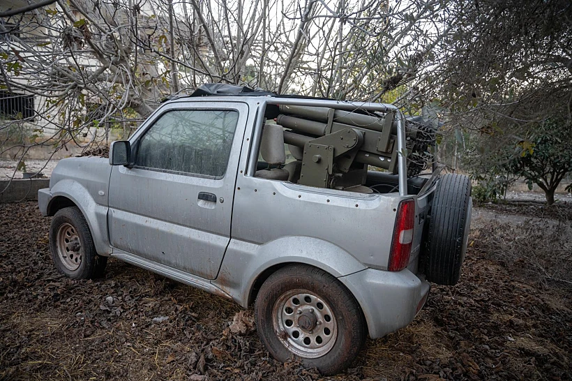 רכב עם משגר הרקטות שאותר בחצר בית מגורים בדרום לבנון