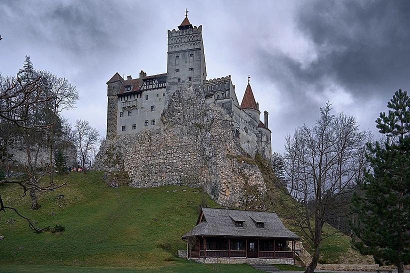 Bran Castle טירת דרקולה ברומניה