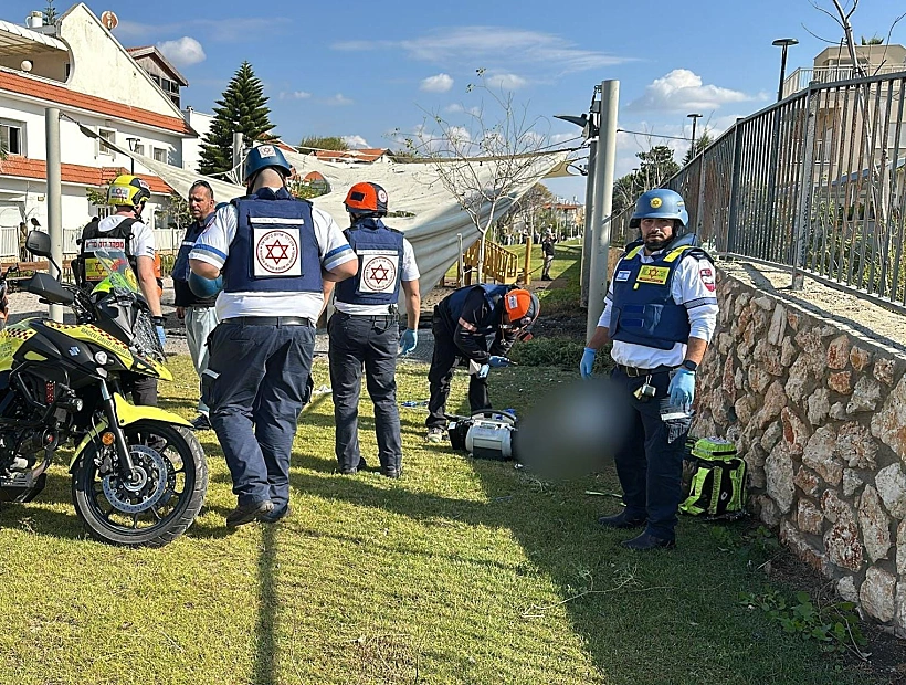 הזירה בה נהרג הגבר שנפגע מרסיסים בפארק נהריה