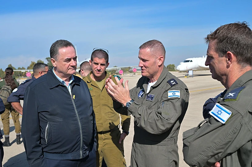 השר ישראל כ"ץ בביקור בבסיס תל נוף