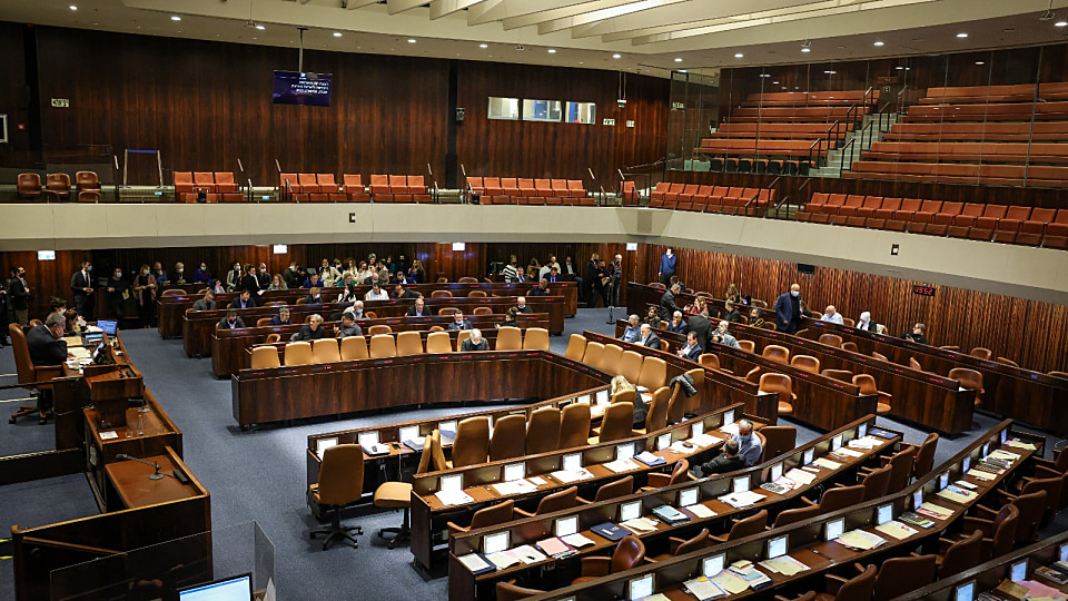 חוק פיזור הכנסת עבר בקריאה ראשונה, מועד הבחירות ייקבע הערב