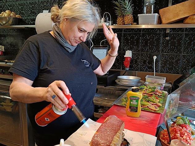 המאסטרית שמכינה את הסנדוויצ'ים הטובים בארץ פותחת מקום חדש