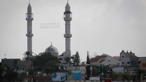 מה חשבו מתפללים במסגד ביפו על החוק החדש?