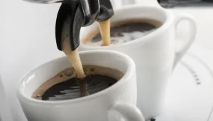 עופרת במכונות הקפה