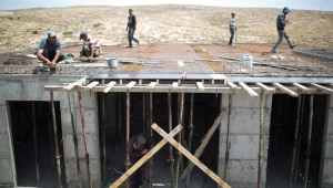 עשרות בתים נבנו על קרקע פלסטינית פרטית