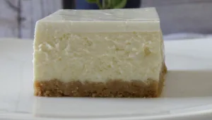 עוגת גבינה אפויה עם שוקולד לבן
