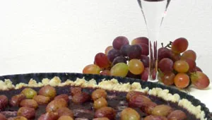 טארט יין אדום וענבים