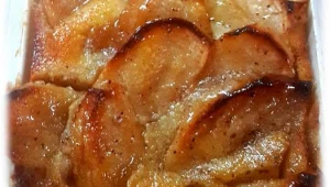 עוגת ברטון עם תפוחי עץ ודבש
