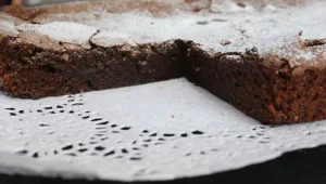 עוגת שוקולד ליומולדת של גיא