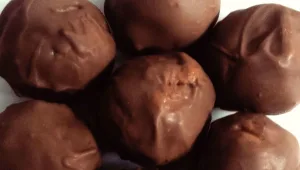 מתכון לכדורי בצק עוגיות מצופים שוקולד
