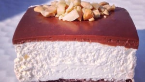 מושלמת לחורף: עוגת קרמבו עשירה ואוורירית