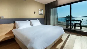 מלון חלום: סוויטה פרטית על החוף הכי יפה בארץ