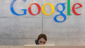 גוגל נקנסה ב-2.7 מיליארד אירו