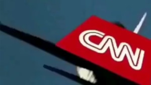 אחרי המכות, טראמפ "משמיד" את CNN