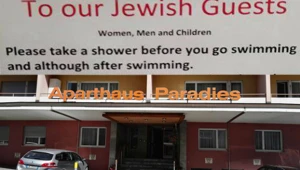 נופשים ישראלים נדהמו לגלות שלט אנטישמי במלון בשווייץ