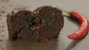עוגת שוקולד צ'ילי מטריפה 