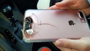 אייפון עצר קליע - והציל את חייה של אישה
