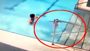 תיעוד: ההורים לא שמו לב והילדה בת ה-4 טבעה בבריכה