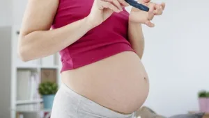 הונחתה לא להיכנס להריון בעבודה - ותפוצה