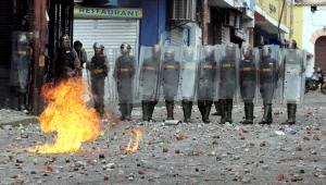 רוח גבית: ארה"ב תתמרץ את צבא ונצואלה כדי שיתנגד לנשיא מדורו