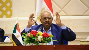 דיווח: נשיא סודאן המודח עבר אירוע מוחי – מצבו יציב