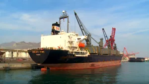 סעודיה: שתי מכליות נפט סעודיות נפגעו בתקיפה במפרץ הפרסי