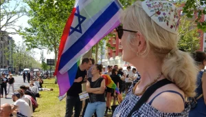 לאחר הקריאה לא לחבוש כיפה: מאות הפגינו נגד אנטישמיות בברלין